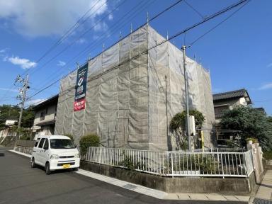 外壁塗装の正しい施工工程。意外と知らない外壁塗装の奥深い作業工程について、ガイソー多治見店の新人営業マンが解説します。【前編】