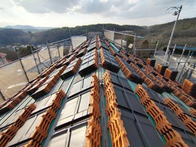 屋根工事には「直す工事」と「守る工事」がある